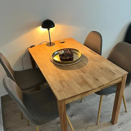 Hukic Mit 2 Schlafzimmer ブランケンフェルデ＝マーロウ