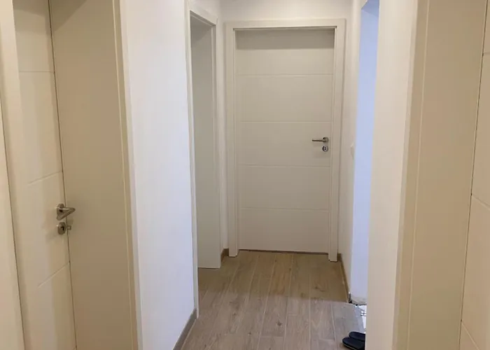 Hukic Mit 2 Schlafzimmer Apartment Blankenfelde-Mahlow